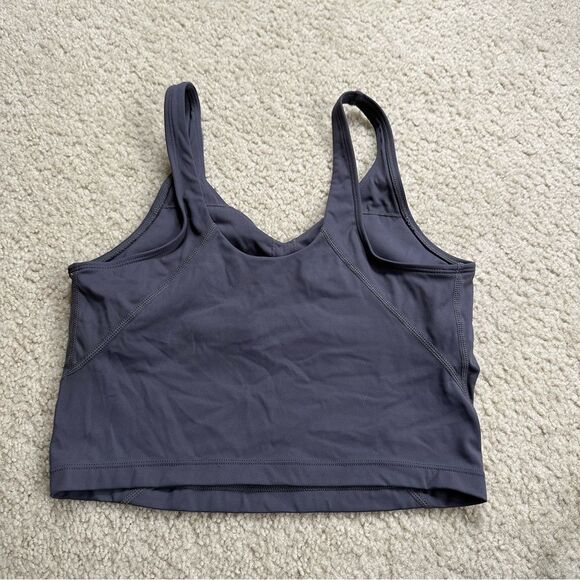 Gray align style cropped tank top - Picture 3 of 10